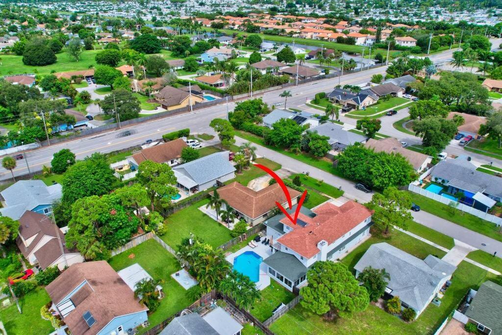 5 Bedroom Mansion With Pool And Non-Heated Jacuzzi Games In Boynton Beach Eksteriør bilde