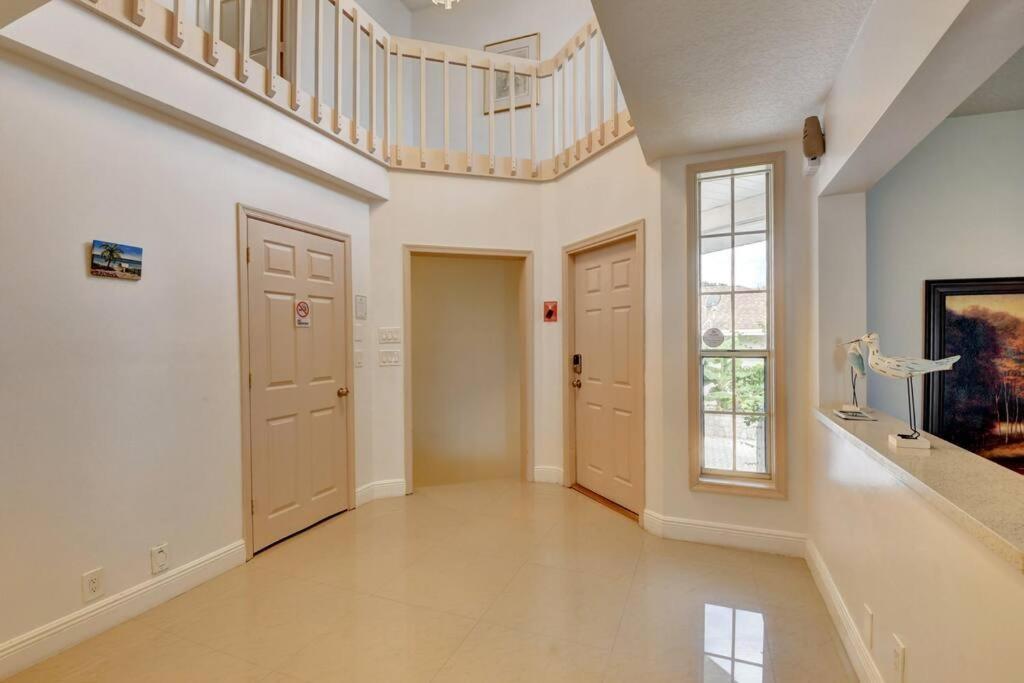 5 Bedroom Mansion With Pool And Non-Heated Jacuzzi Games In Boynton Beach Eksteriør bilde