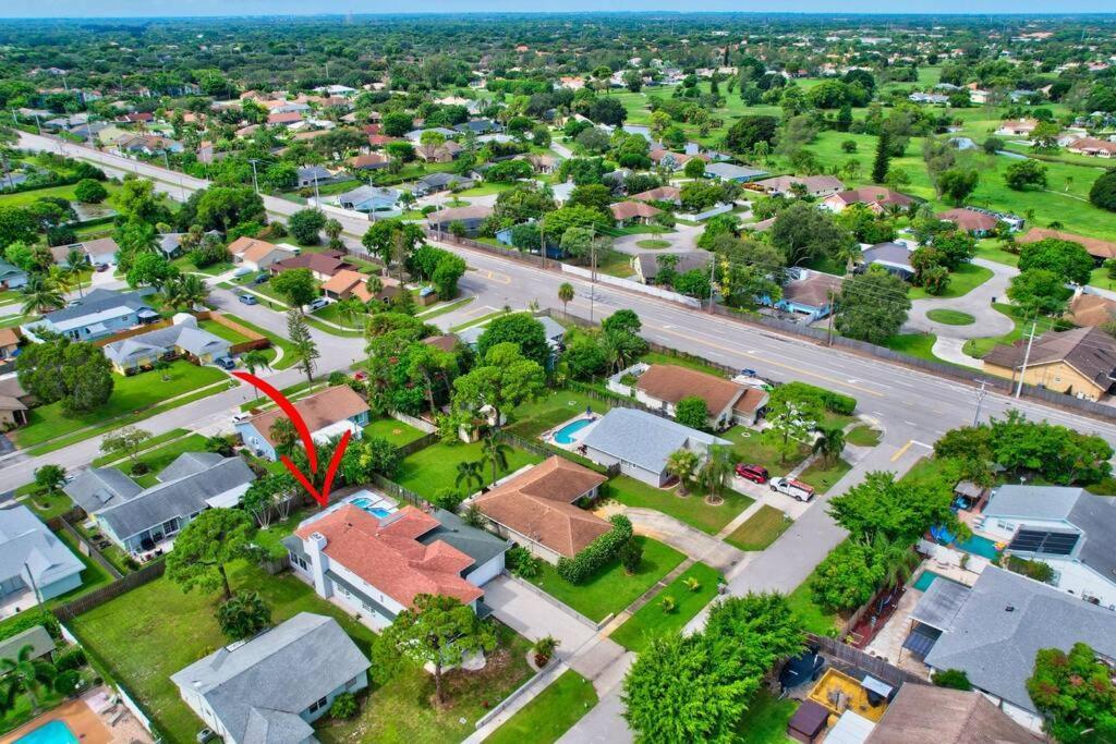 5 Bedroom Mansion With Pool And Non-Heated Jacuzzi Games In Boynton Beach Eksteriør bilde